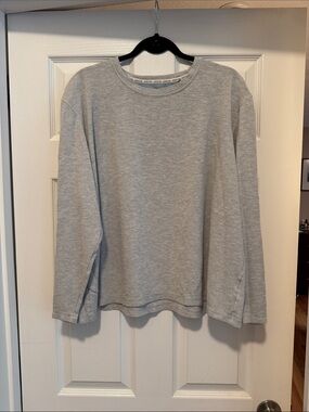 📌Orvis XXL Grey & White Steipe Long-Sleeve Crewneck Shirt